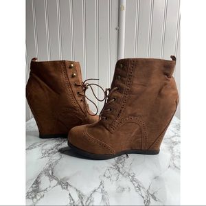 Super Cute Lace Up Wedges